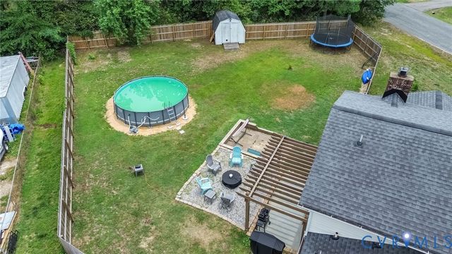 4221 Whitebirch Dr, Chester, VA 23831