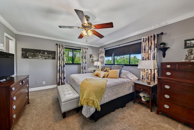 2130 NE 9th Avenue, Wilton Manors, FL 33305