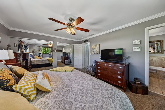 2130 NE 9th Avenue, Wilton Manors, FL 33305