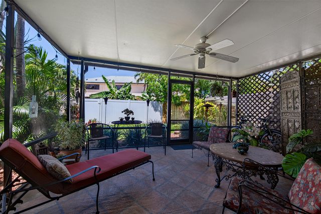 2130 NE 9th Avenue, Wilton Manors, FL 33305