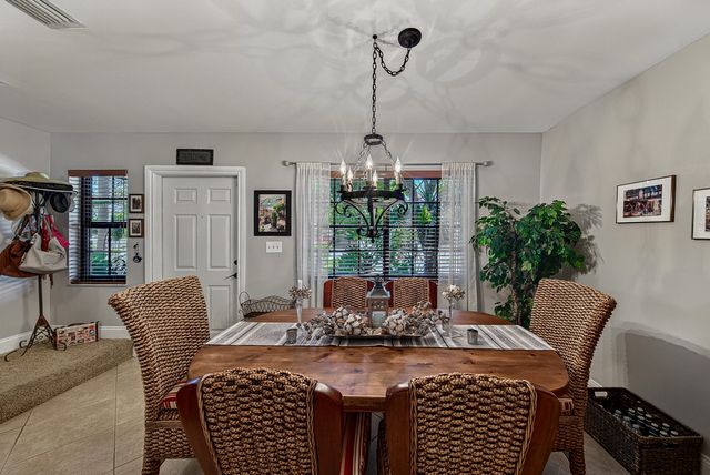 2130 NE 9th Avenue, Wilton Manors, FL 33305