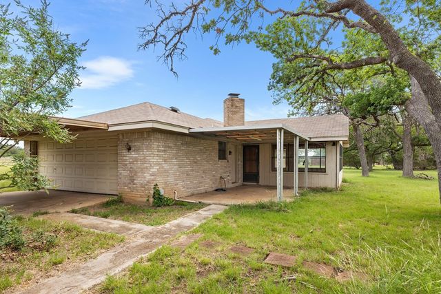 111 Deer Park Lane, Center Point, TX 78010
