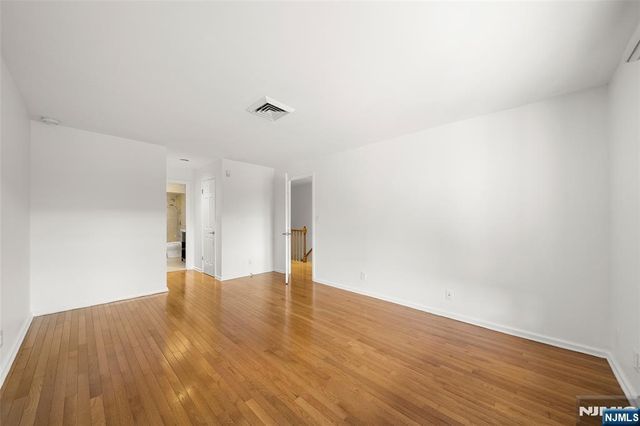 300 Gorge Road 1, Cliffside Park, NJ 07010