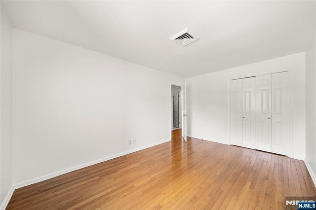 300 Gorge Road 1, Cliffside Park, NJ 07010