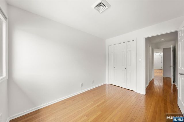 300 Gorge Road 1, Cliffside Park, NJ 07010