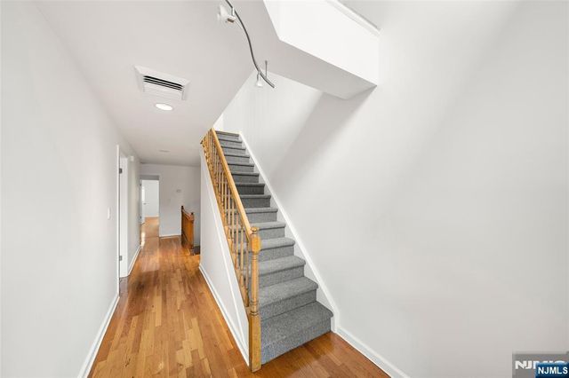 300 Gorge Road 1, Cliffside Park, NJ 07010