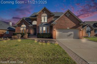 48082 Prestwyck Drive, Macomb Township, MI 48044