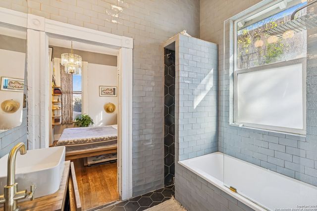 218 Coleman, San Antonio, TX 78208