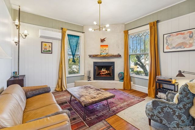 218 Coleman, San Antonio, TX 78208