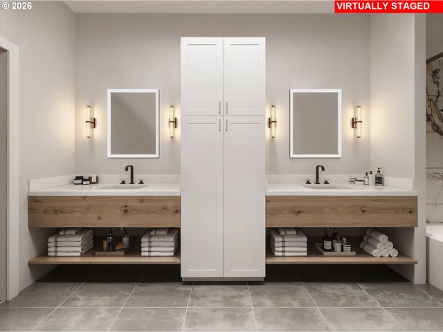 530 4th St 10, Lake Oswego, OR 97034