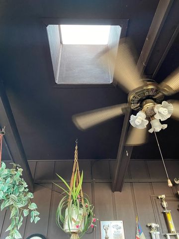 10032 St Hwy 149, West Frankfort, IL 62896