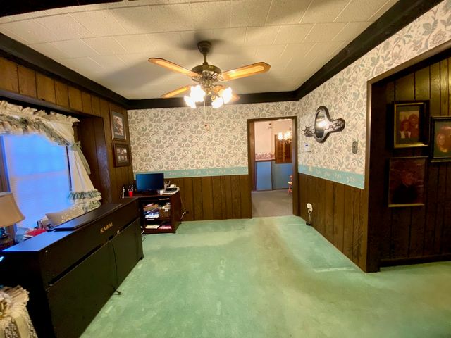 10032 St Hwy 149, West Frankfort, IL 62896