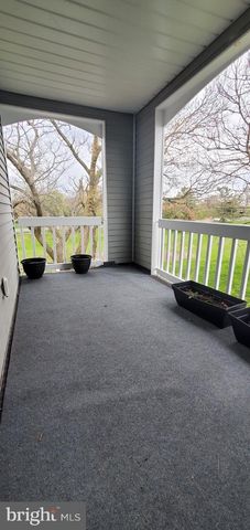 665-B ROSE HOLLOW DR, Yardley, PA 19067