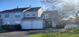 665-B ROSE HOLLOW DR, Yardley, PA 19067