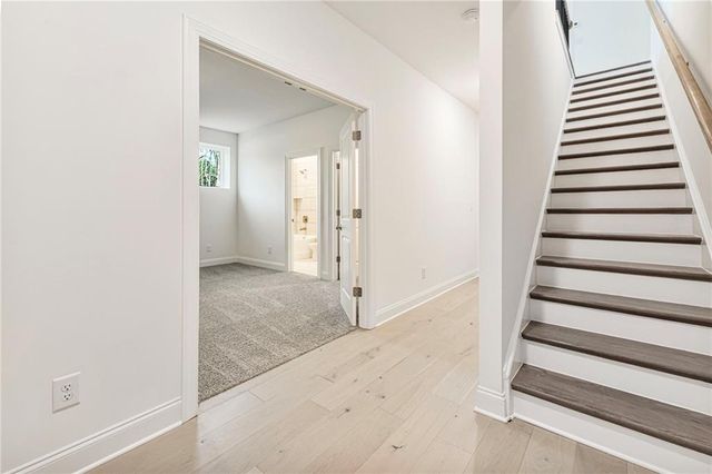 644 Oakleaf Grove Lane, Sugar Hill, GA 30518