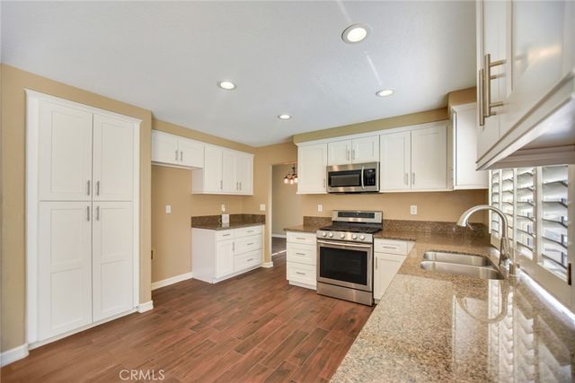 28439 Forest Oaks Way, Moreno Valley, CA 92555