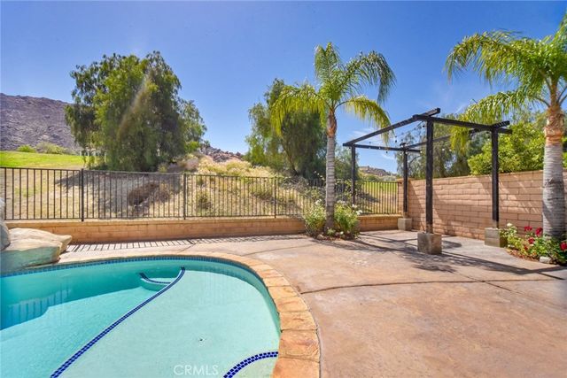 28439 Forest Oaks Way, Moreno Valley, CA 92555