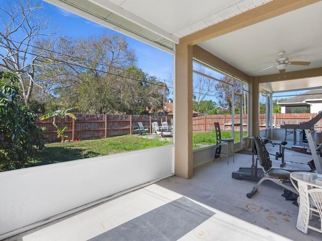 8365 104th Court, Vero Beach, FL 32967