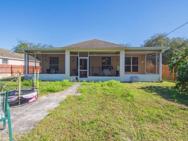 8365 104th Court, Vero Beach, FL 32967