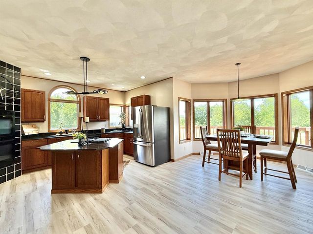 11129 N Charley Bluff Road, Milton, WI 53563