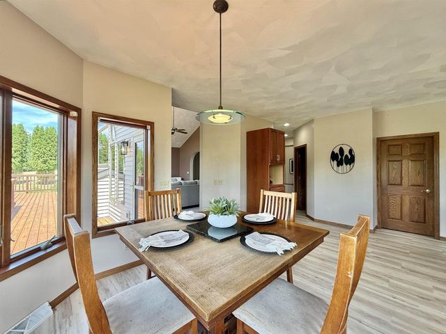 11129 N Charley Bluff Road, Milton, WI 53563