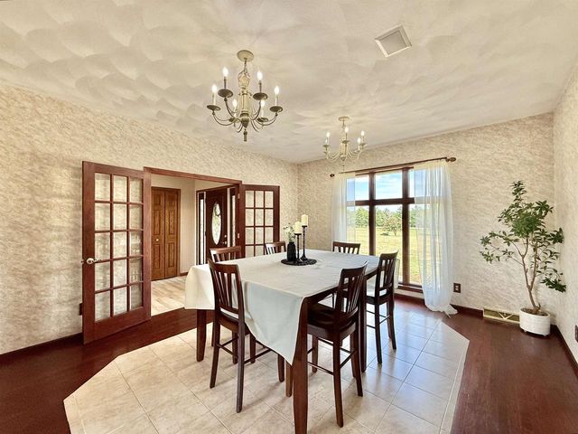 11129 N Charley Bluff Road, Milton, WI 53563