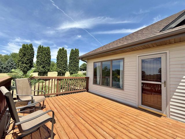 11129 N Charley Bluff Road, Milton, WI 53563