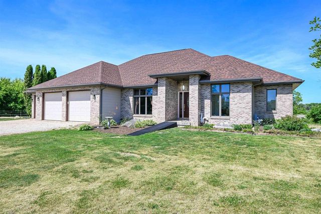 11129 N Charley Bluff Road, Milton, WI 53563