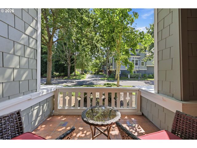6679 Ne ROSEBAY Dr, Hillsboro, OR 97124