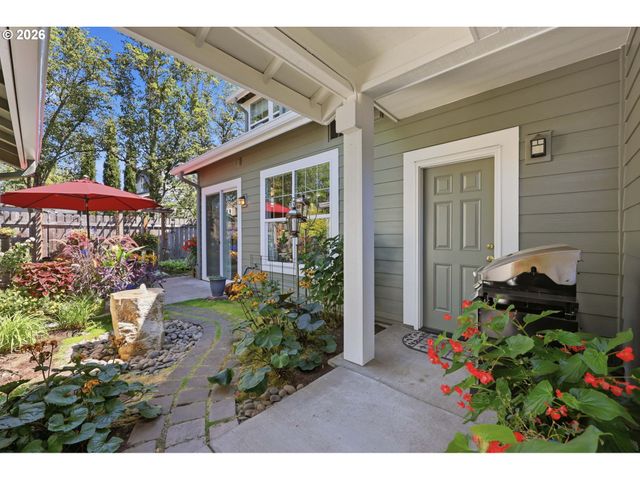 6679 Ne ROSEBAY Dr, Hillsboro, OR 97124