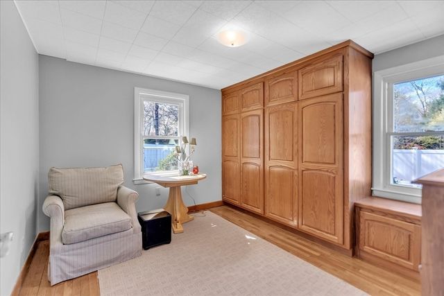 49 Greenhill Ave, Attleboro, MA 02703