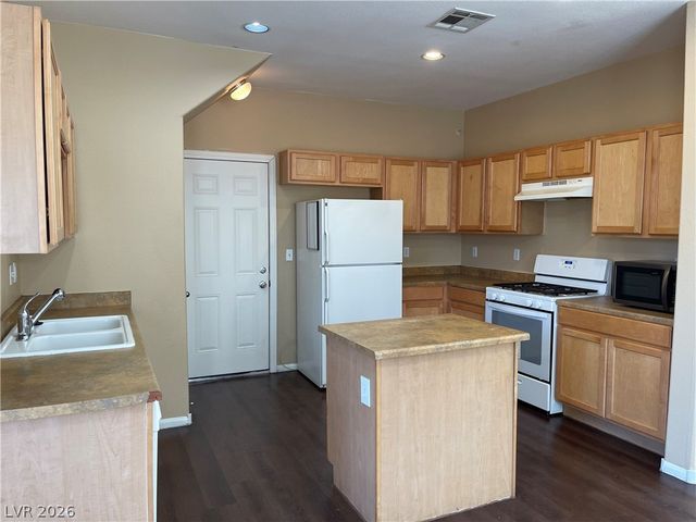 733 EMERALD IDOL Place 0, Henderson, NV 89011