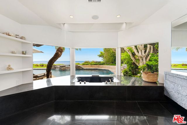 29020 Cliffside Drive, Malibu, CA 90265