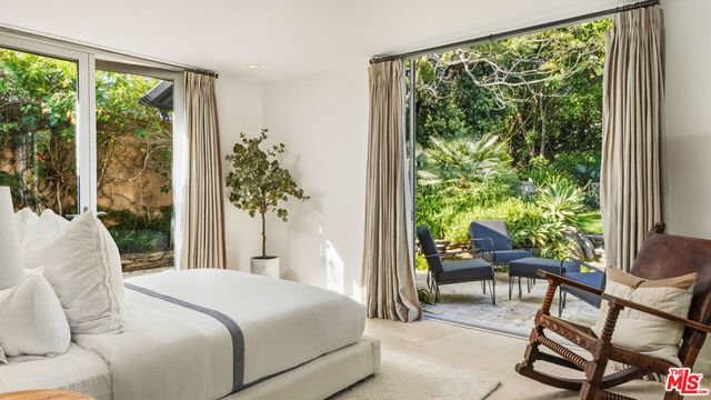 29020 Cliffside Drive, Malibu, CA 90265