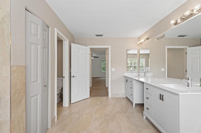 5020 SW Elk River Court, Palm City, FL 34990