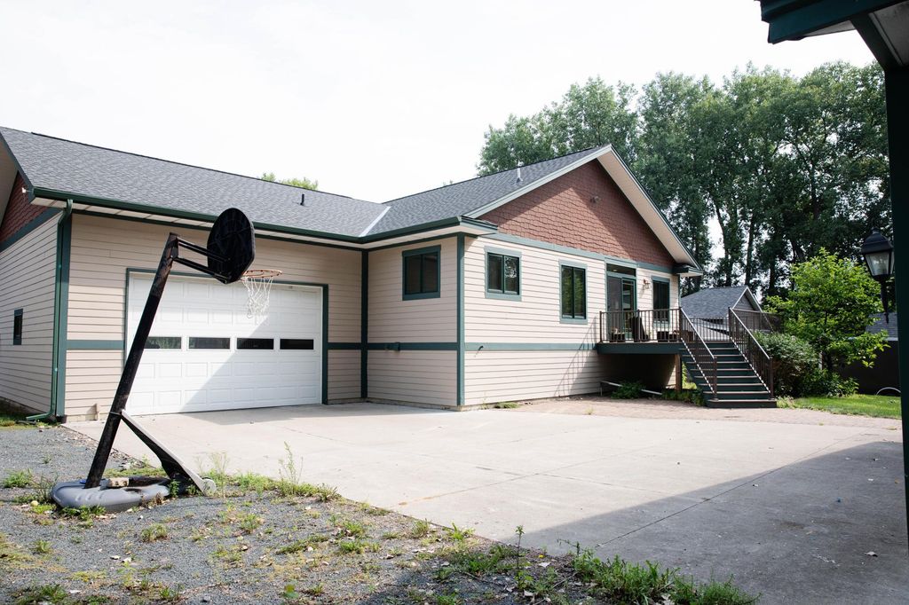 930 County Road C E, Maplewood, MN 55109 — photo 4