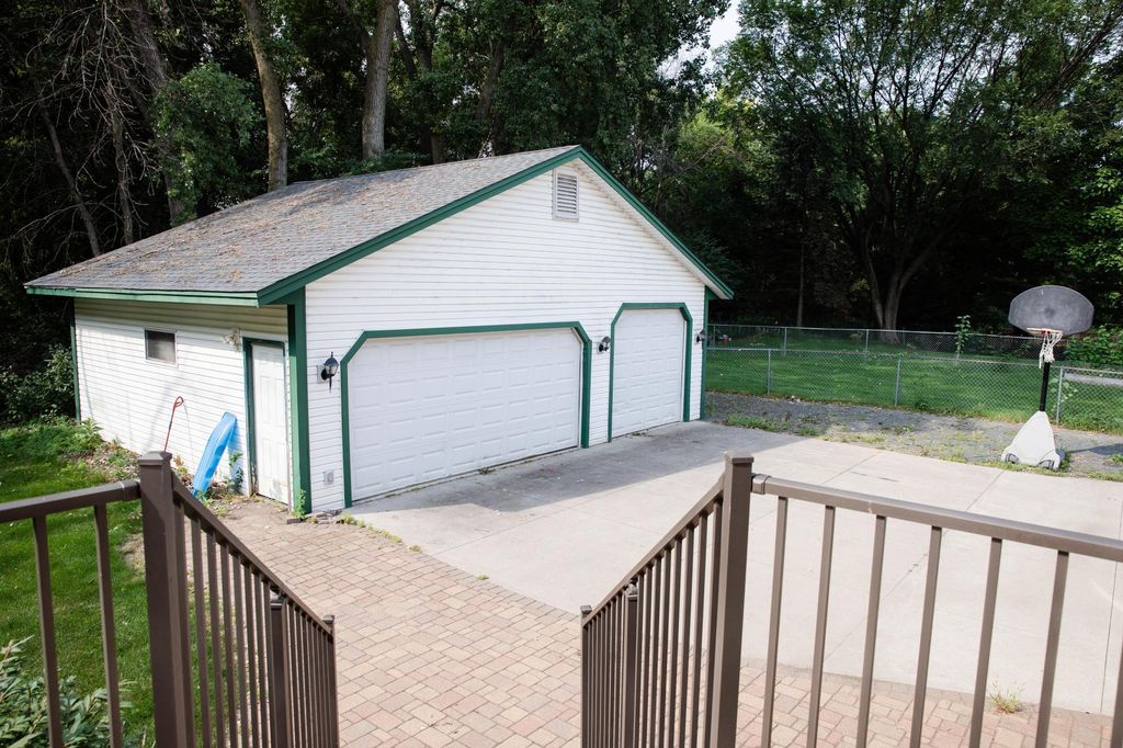 930 County Road C E, Maplewood, MN 55109 — photo 5