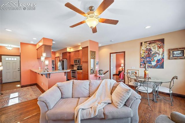 5817 Canyon Reserve Heights, Colorado Springs, CO 80919