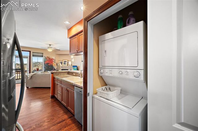 5817 Canyon Reserve Heights, Colorado Springs, CO 80919