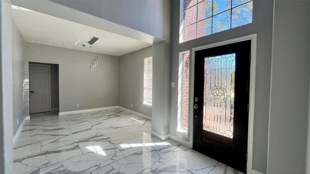 14802 Belterraza Drive, Houston, TX 77083