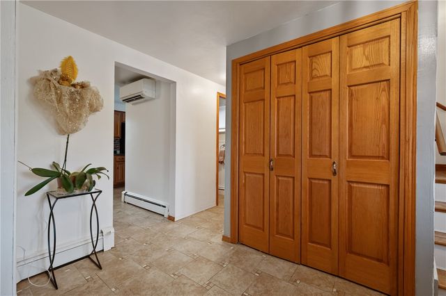 611 Pikeview Dr, Plum Boro, PA 15239