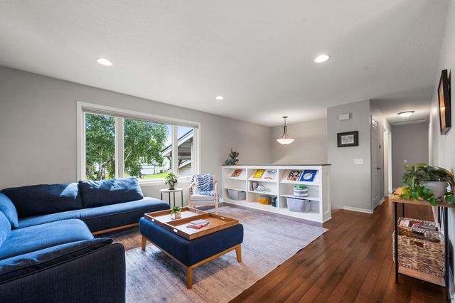 4806 Shevlin Court, Eagan, MN 55122