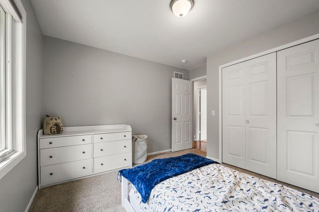 4806 Shevlin Court, Eagan, MN 55122