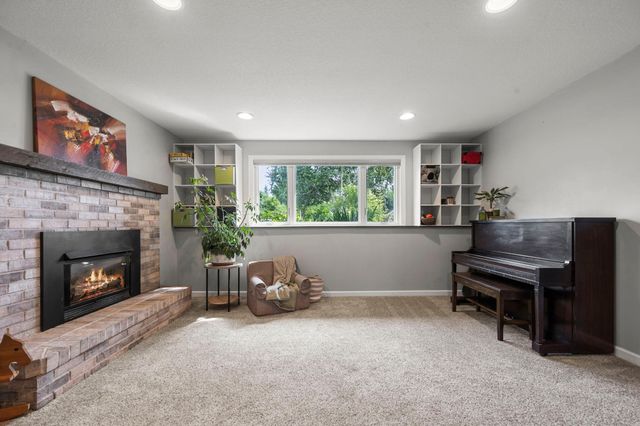 4806 Shevlin Court, Eagan, MN 55122