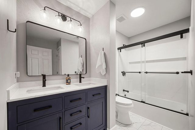 4806 Shevlin Court, Eagan, MN 55122