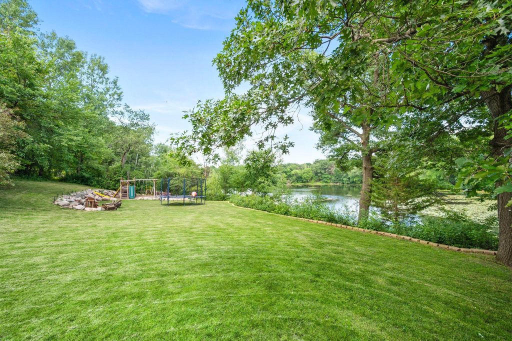 4806 Shevlin Court, Eagan, MN 55122 — photo 2