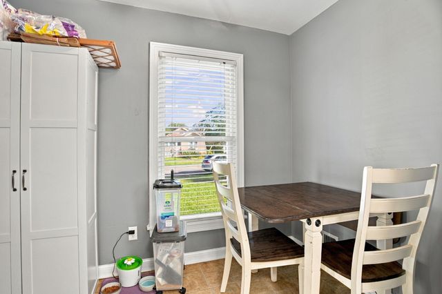 1828 Arlington Avenue E, Saint Paul, MN 55119