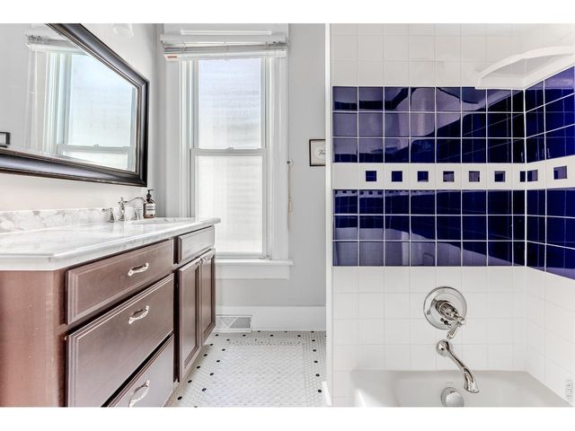 2331 N Gilpin St, Denver, CO 80205