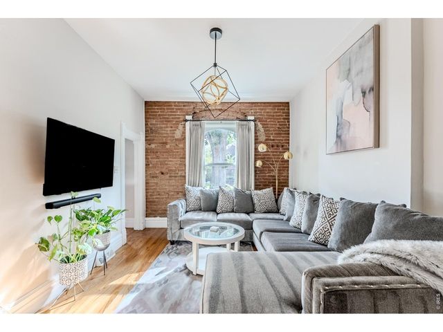 2331 N Gilpin St, Denver, CO 80205