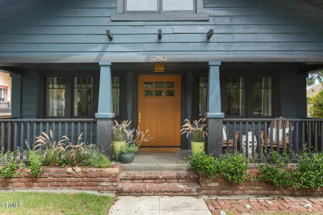 780 N Michigan Avenue, Pasadena, CA 91104